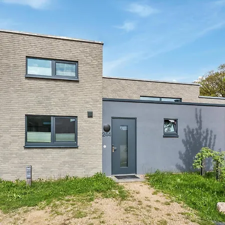 Holiday home Beautiful In Lembruch-duemmer With Wifi Lembruch